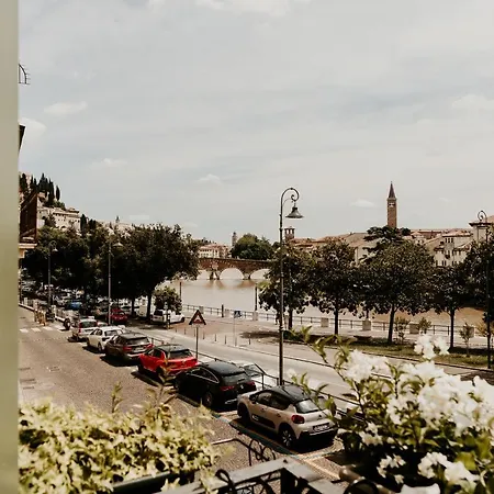 La Piu' Bella Apartment *
