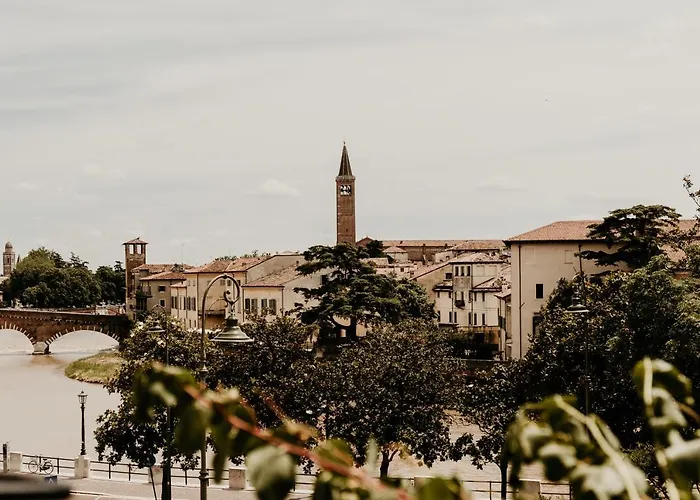 La Piu' Bella *